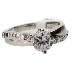 Silver Plated 1 Ctw Cubic Zirconia  Solitaire Ring size 8 *